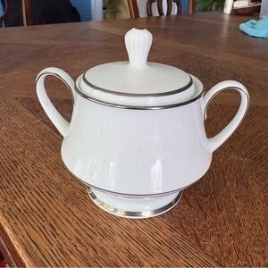 Noritake Ranier Pattern Sugar Bowl White and Platinum
